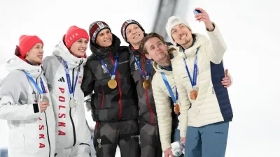 Österreich triumphiert bei Super-Team-Premiere in Predazzo