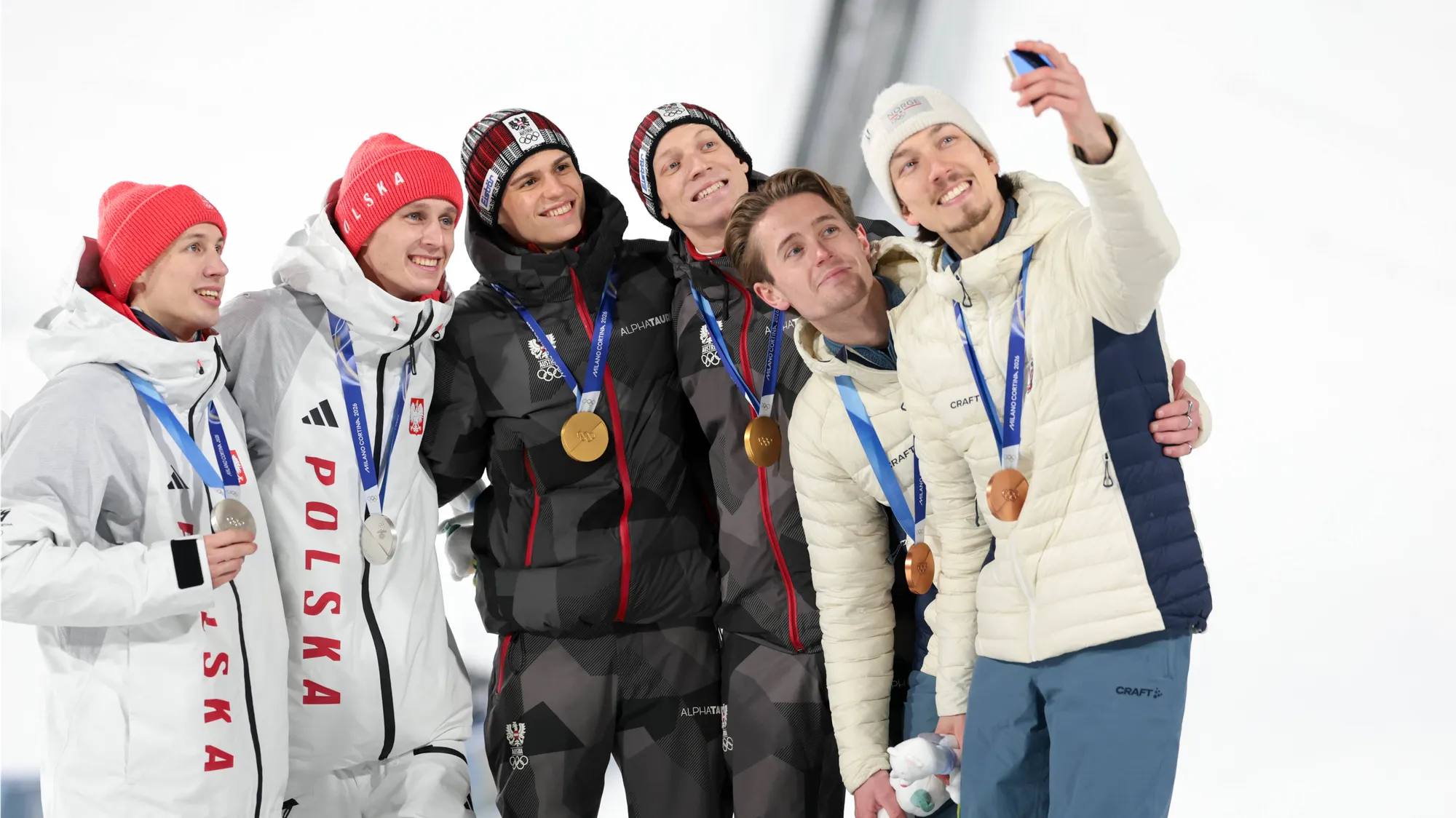 Österreich triumphiert bei Super-Team-Premiere in Predazzo