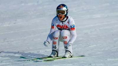 Embacher dominates a turbulent weekend in Vikersund